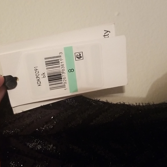 NWT Kensie Black Flutter Chevron Fit and Flare Cocktail Dress Size 8 - Picture 5 of 8